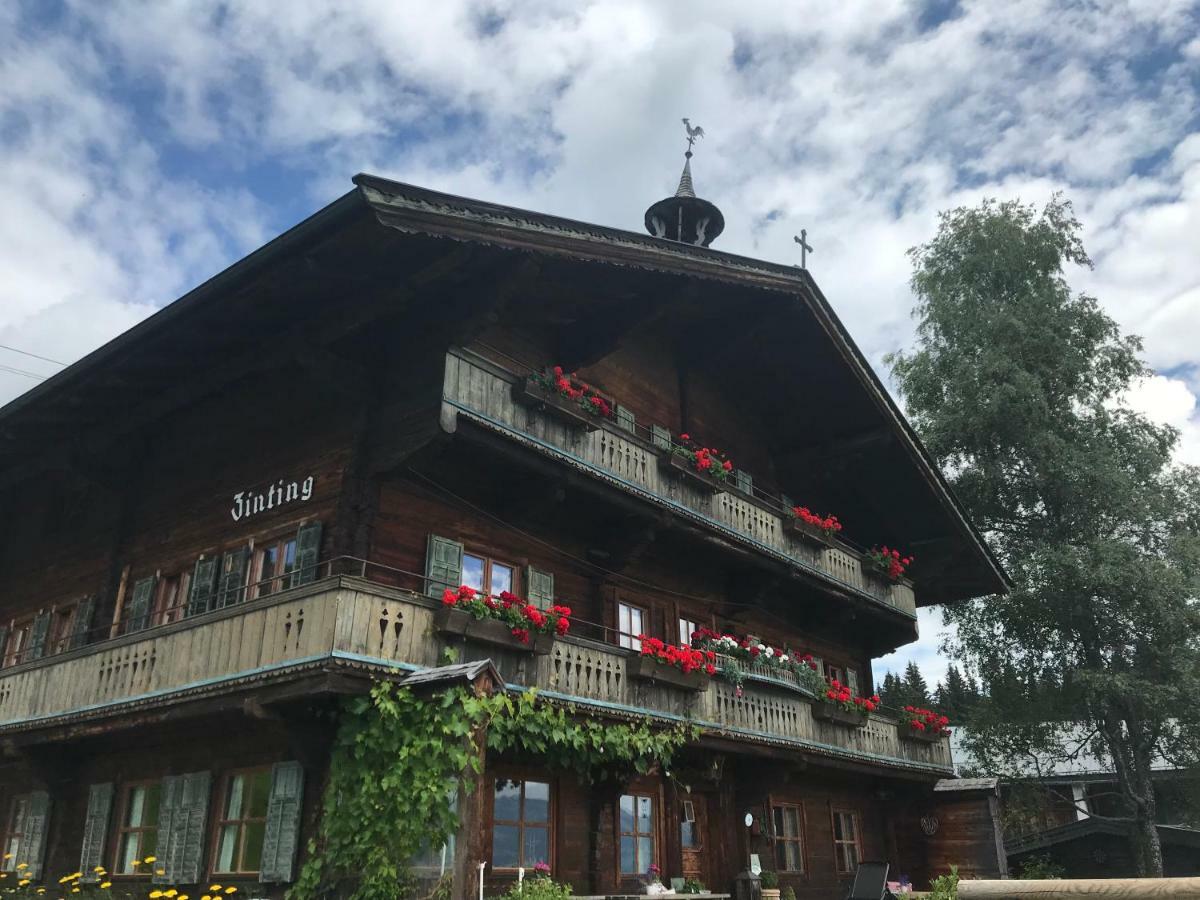 Hotel Bergpension Zinting Brixen im Thale Exterior foto