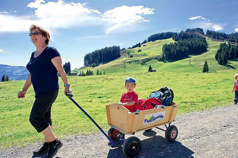 Hotel Bergpension Zinting Brixen im Thale Exterior foto